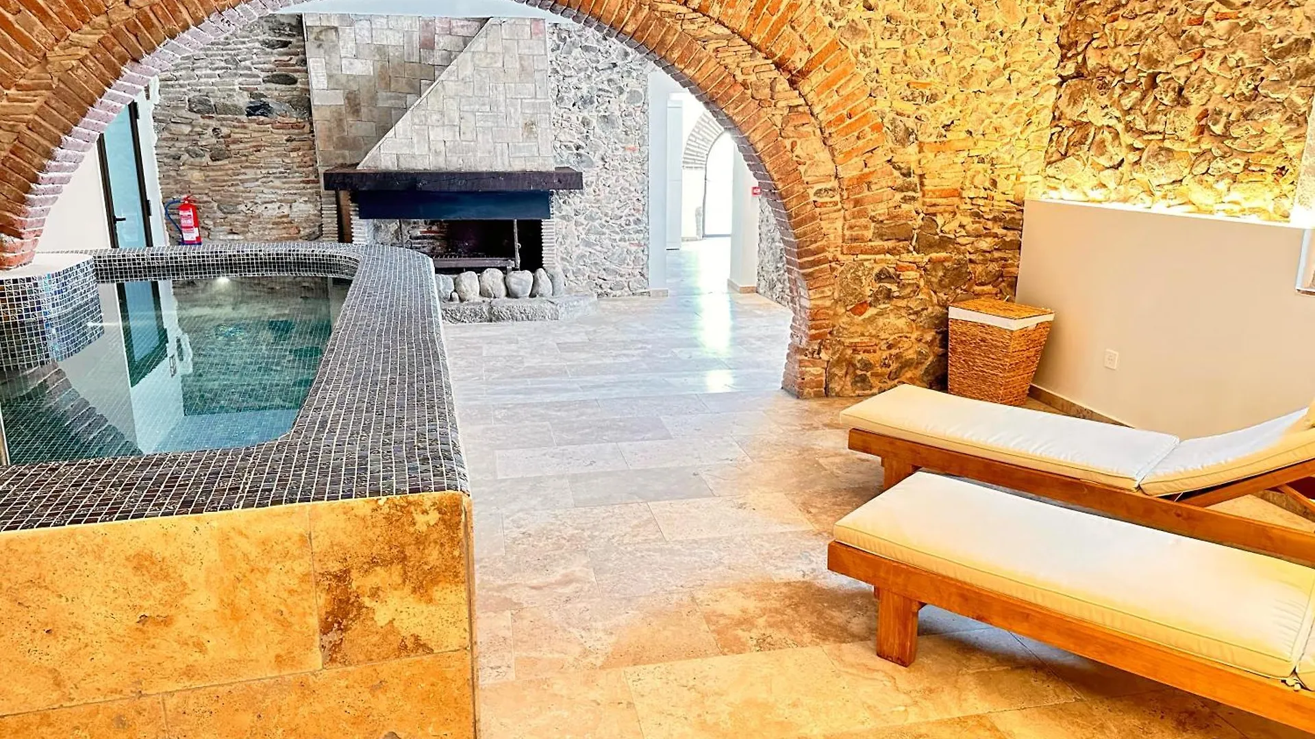 Boutique Hotel Comtal Empuries Roses